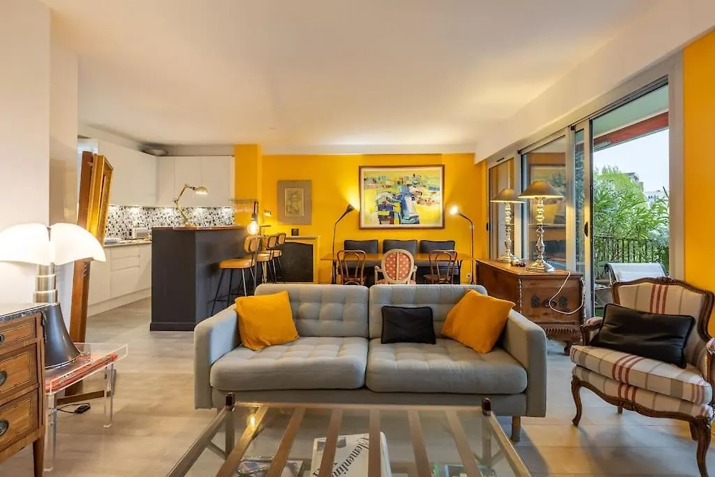 L'Assomption Appartement De Charme Avec Balcon Paris 0*,