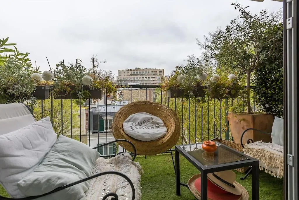 Daire L'Assomption Appartement De Charme Avec Balcon Paris Fransa